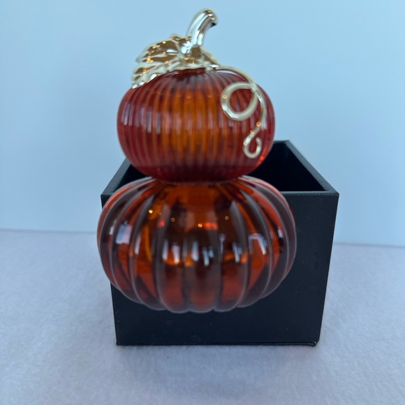 Bath & Body Works Fluted Pumpkin 24/7 Nightlight Wallflower Fragrance Plug - Picture 2 of 8